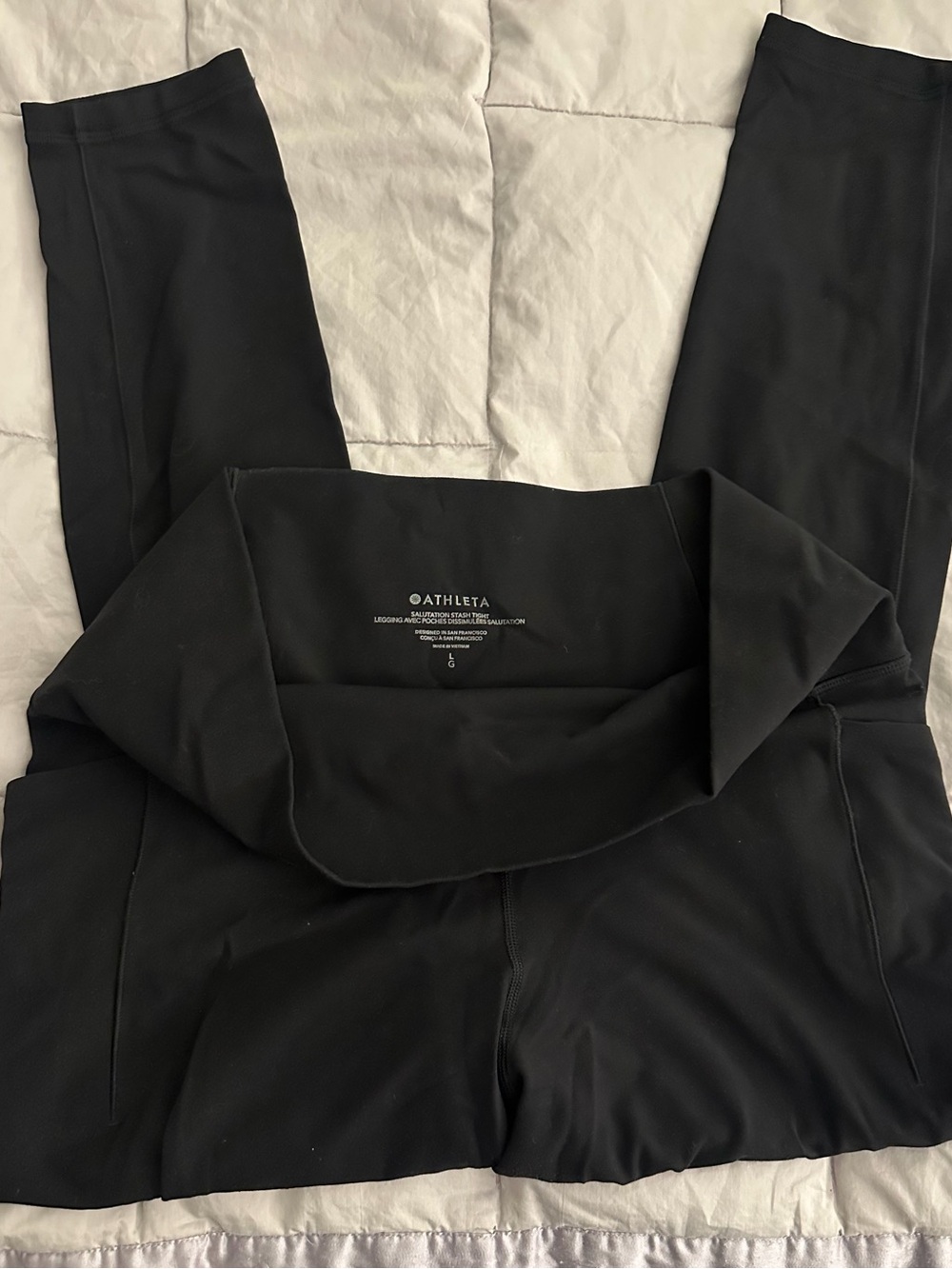 Athleta Black stash pocket High-Rise Leggings